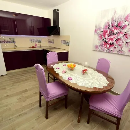 Memi Apartament *