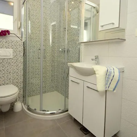 Apartament Memi *