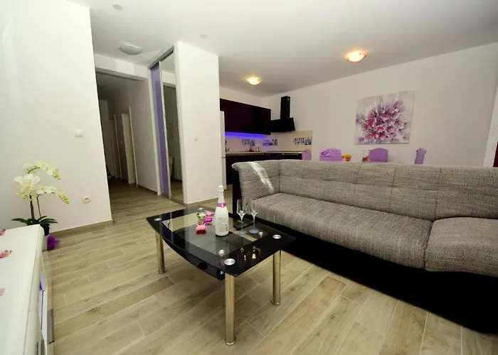Memi * Trogir